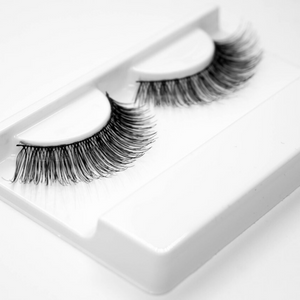 
            
                Load image into Gallery viewer, EVE Lashes - The Bonnie Lashes
            
        