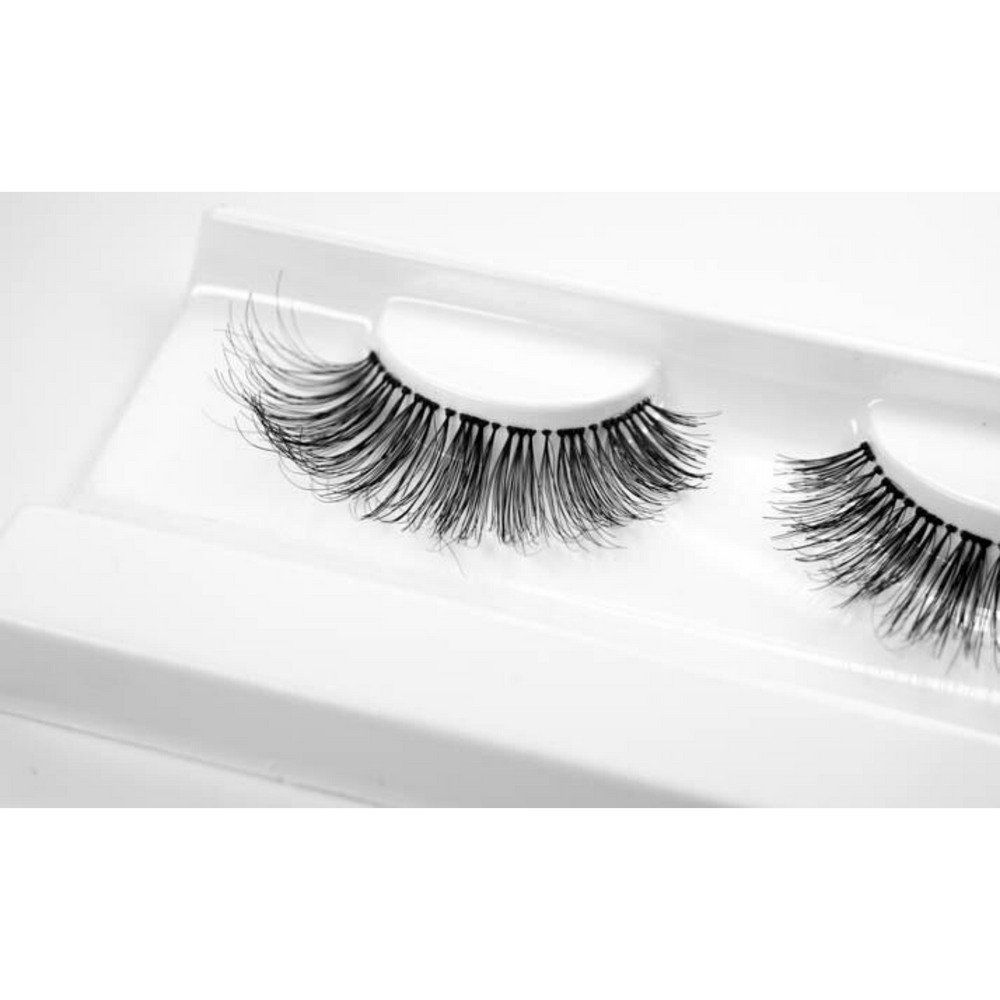 EVE Lashes - The Tori Lashes